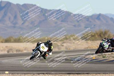 media/Dec-06-2025-CVMA (Sat) [[4a896cc04c]]/Race 8- Formula 40 MW and LW/